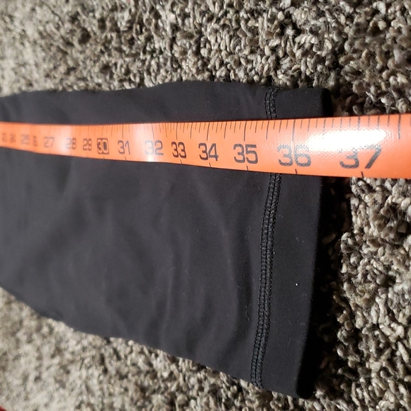 Lululemon Black Z4 Leggings Size 8 - Picture 8 of 9
